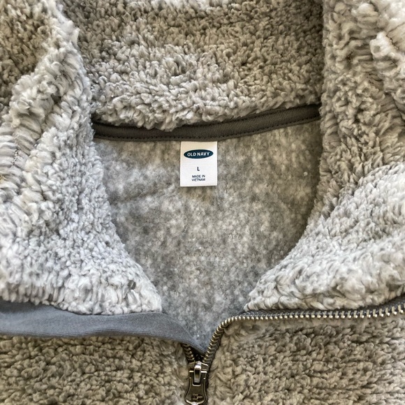 Old Navy Sherpa 1/2 zip pullover - Picture 2 of 3